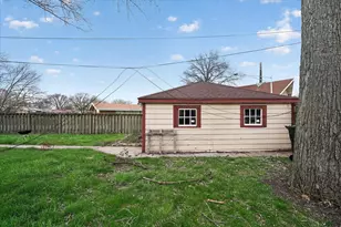 11001 S Union Ave, Chicago, IL 60628 - Photo 10