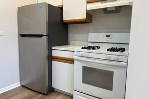 2451 N Marshfield Ave, Chicago, IL 60614 - Photo 12