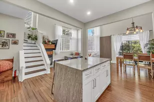 1965 Blackberry Ln, Hoffman Estates, IL 60169 - Photo 10