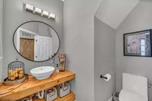 1965 Blackberry Ln, Hoffman Estates, IL 60169 - Photo 12