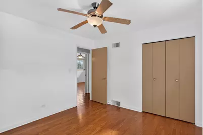 567 Bedford Lane, Des Plaines, IL 60016 - Photo 10