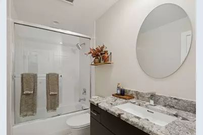 3100 N Kenmore Avenue #E, Chicago, IL 60657 - Photo 16