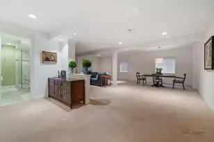 60 S Canterbury Ct, Lake Forest, IL 60045 - Photo 28