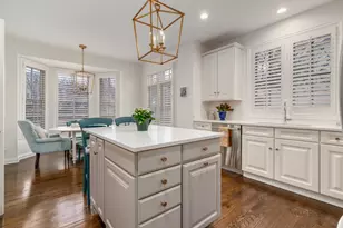 60 S Canterbury Ct, Lake Forest, IL 60045 - Photo 16