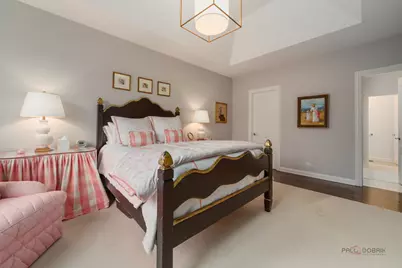 60 S Canterbury Court, Lake Forest, IL 60045 - Photo 22