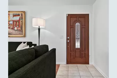 5446 W Lunt Avenue, Chicago, IL 60646 - Photo 6