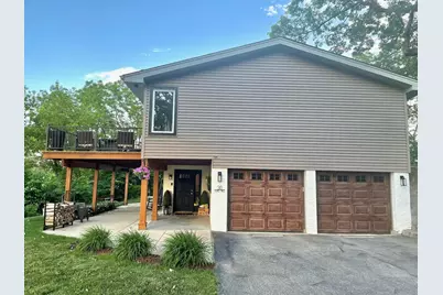 30 Echo Hills, Lake in the Hills, IL 60156 - Photo 1