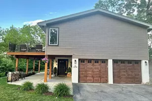 30 Echo Hills, Lake in the Hills, IL 60156 - Photo 1