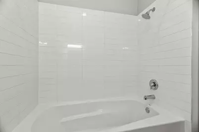 1542 N Damen Avenue #204, Chicago, IL 60622 - Photo 14