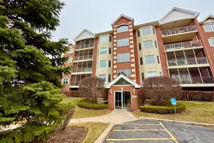 7928 Trinity Cir, Tinley Park, IL 60487 - Photo 1