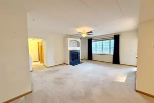 7928 Trinity Cir, Tinley Park, IL 60487 - Photo 14