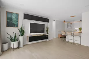 6700 S Brainard Ave, Countryside, IL 60525 - Photo 2