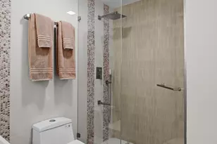 6700 S Brainard Ave, Countryside, IL 60525 - Photo 10