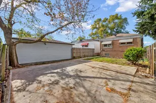 7301 S Seeley Ave, Chicago, IL 60636 - Photo 32