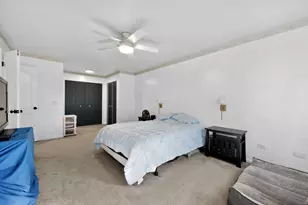 6230 Old Farm Ln, Gurnee, IL 60031 - Photo 16