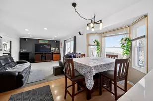 6230 Old Farm Ln, Gurnee, IL 60031 - Photo 14