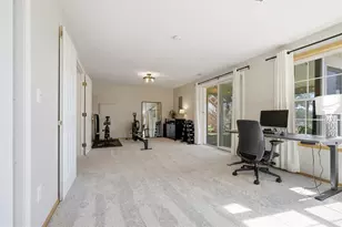 39 Oak Park Rd, Bloomington, IL 61701 - Photo 18