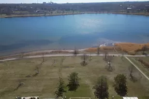 39 Oak Park Rd, Bloomington, IL 61701 - Photo 26