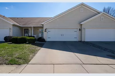 39 Oak Park Road, Bloomington, IL 61701 - Photo 1