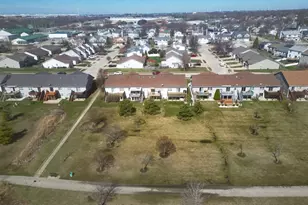 39 Oak Park Rd, Bloomington, IL 61701 - Photo 28