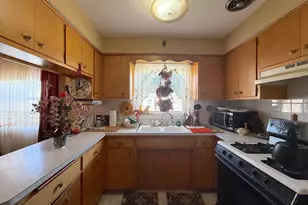 4601 S Komensky Ave, Chicago, IL 60632 - Photo 4