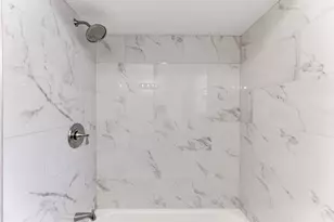 7237 S St Lawrence Ave, Chicago, IL 60619 - Photo 12