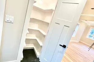 8325 W Forest Preserve Ave, Chicago, IL 60634 - Photo 24