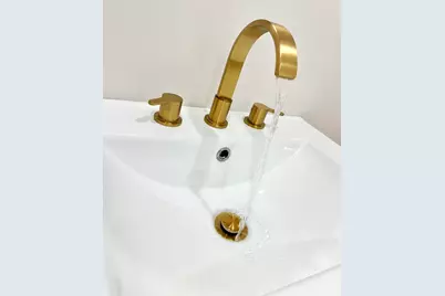 8325 W Forest Preserve Avenue, Chicago, IL 60634 - Photo 16