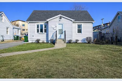 9821 Natoma Avenue, Oak Lawn, IL 60453 - Photo 1