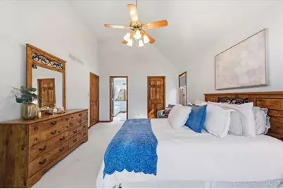 1770 Fox Mead Court, Montgomery, IL 60538 - Photo 18