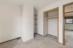 623 Colonial Dr, Dekalb, IL 60115 - Photo 16