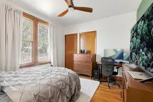 1127 Morton Ave, Elgin, IL 60120 - Photo 10