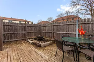 1776 Bristol Walk, Hoffman Estates, IL 60169 - Photo 12