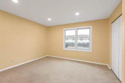 1776 Bristol Walk, Hoffman Estates, IL 60169 - Photo 8