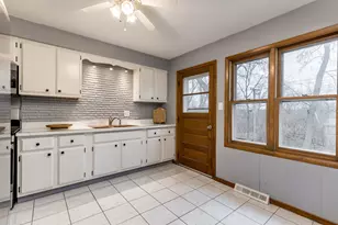 6424 163rd Pl, Tinley Park, IL 60477 - Photo 8