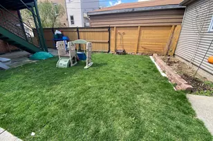 2426 W Erie St, Chicago, IL 60612 - Photo 12