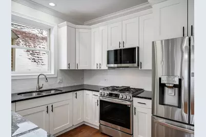 2233 N Leavitt Street #2, Chicago, IL 60647 - Photo 4