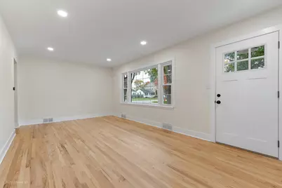 1142 N Webster Street, Naperville, IL 60563 - Photo 4