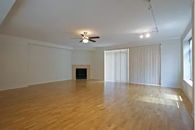 425 Benjamin Drive #209, Vernon Hills, IL 60061 - Photo 8