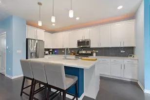 2034 Link Dr, Buffalo Grove, IL 60089 - Photo 10