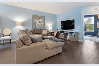 2034 Link Drive, Buffalo Grove, IL 60089 - Photo 4