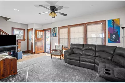 4202 10th Avenue, Moline, IL 61265 - Photo 4