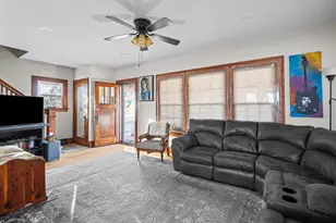 4202 10th Ave, Moline, IL 61265 - Photo 4