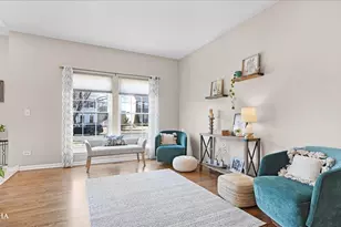 420 Raintree Dr, Oswego, IL 60543 - Photo 6