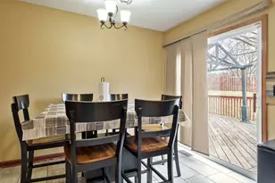 5094 Grand Cape Rd, Rockford, IL 61109 - Photo 8