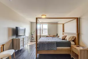 300 Village Circle, Willow Springs, IL 60480 - Photo 12