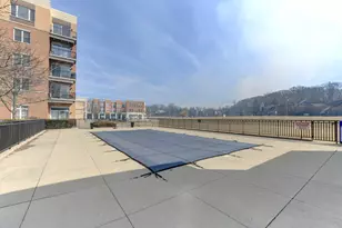 300 Village Circle, Willow Springs, IL 60480 - Photo 24