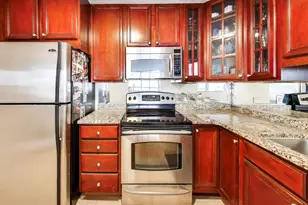 33 W Delaware Pl, Chicago, IL 60610 - Photo 14