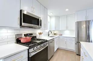 558 N Oaklawn Ave, Elmhurst, IL 60126 - Photo 10
