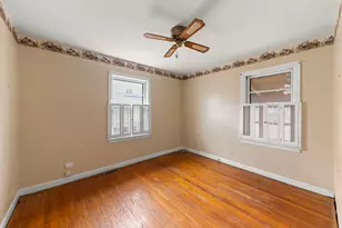 1818 E Indiana St, Wheaton, IL 60187 - Photo 16